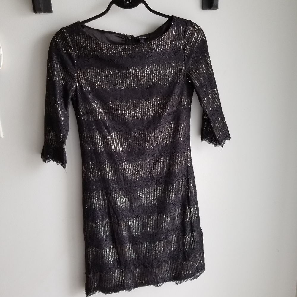 👗LE CHATEAU BLACK LACE/SEQUIN FORMAL DRESS